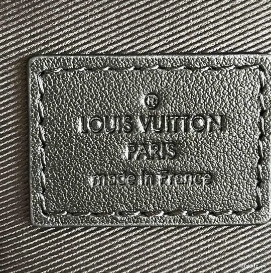 WIS LOCK S MESSENGER VUITTON LOUIS 1209